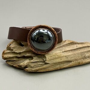 Elegant Brown Leather Bracelet with Copper Accent
